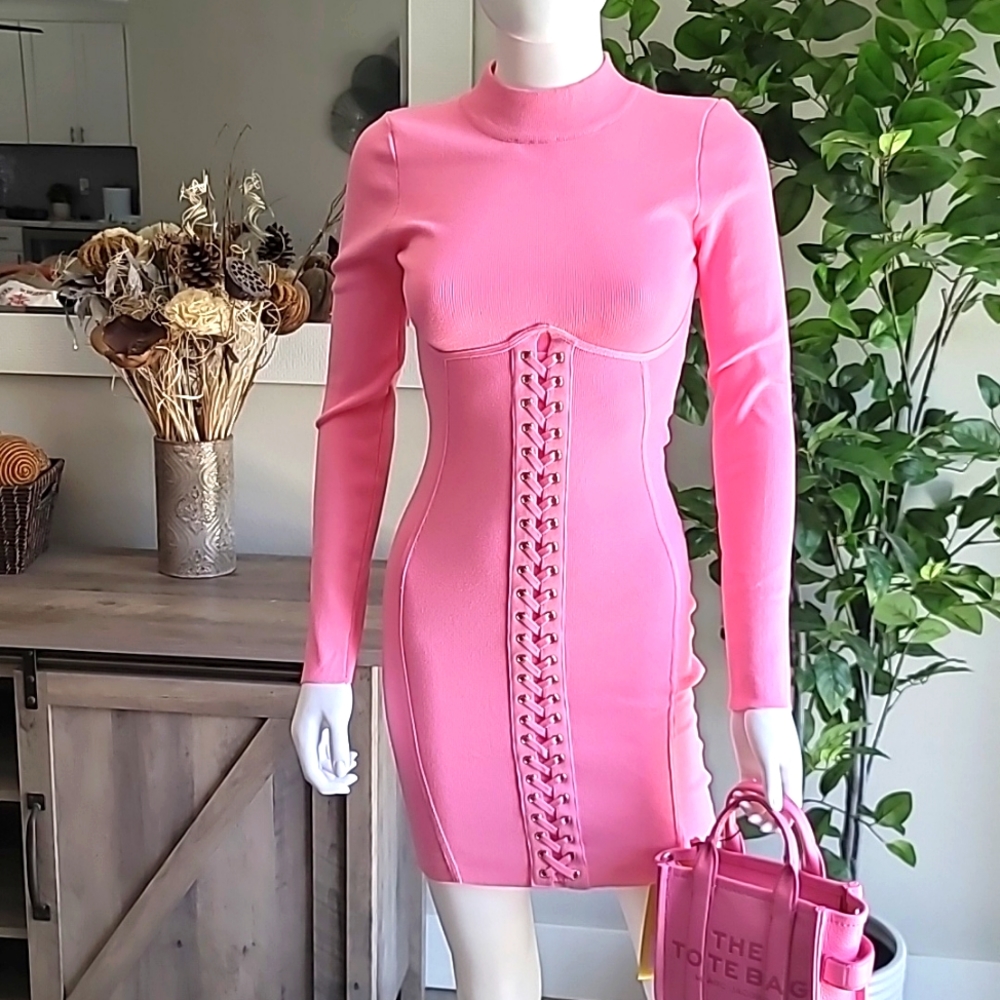 Pink sweater dress 💕🩷